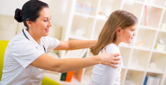 4 Reasons to Take Your Child to the Chiropractor